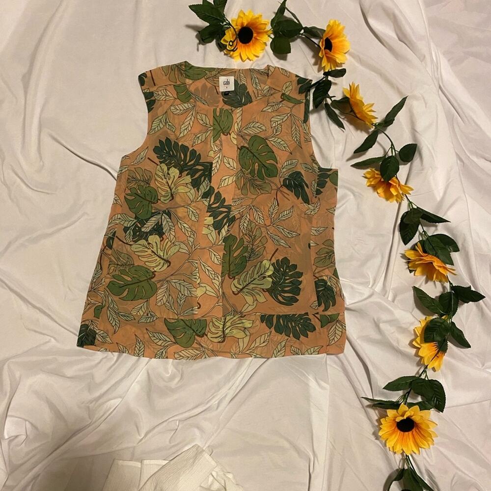 Floral Leaf Print Sleeveless Top